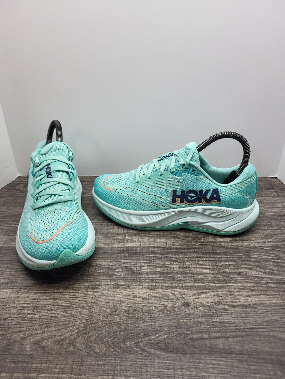 Hoka One One Rincon 4 Womens Size 6 B Running Shoes Sneakers Mint Green